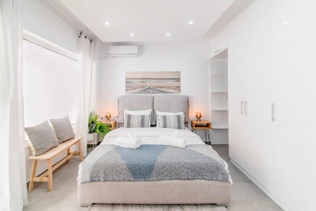 Mila Hidden Gem In Kolonaki With Backyard