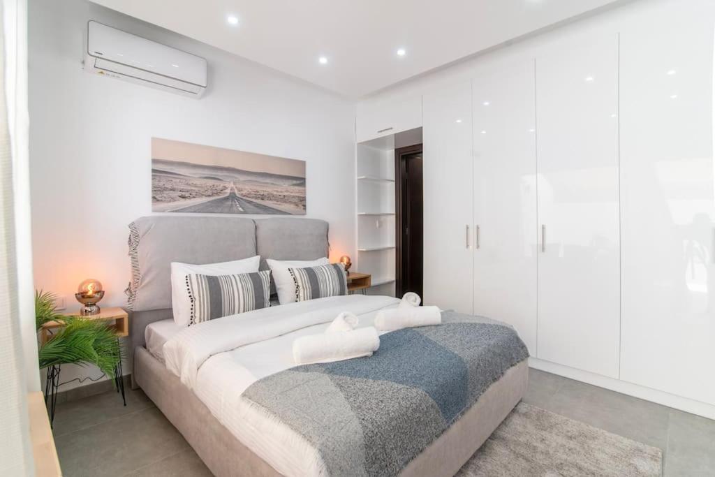 Apartamento Mila Hidden Gem In Kolonaki With Backyard Atenas